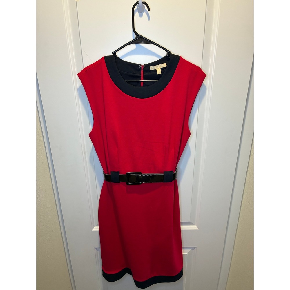 Banana Republic‎ Red Sleeveless dress black trim, knee length patent belt Size 8